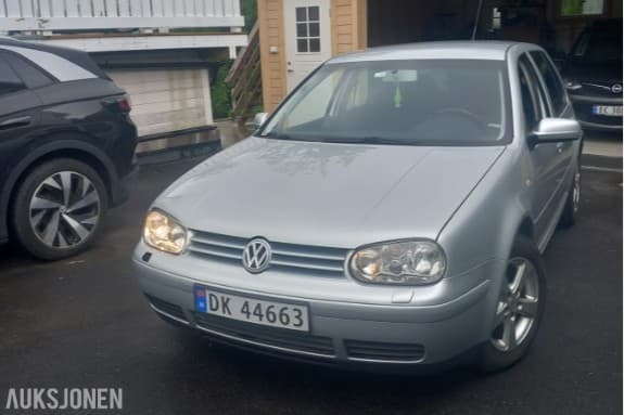 2003 Volkswagen Golf 1.6 bensin 102hk Automat EU ok til 03.2028