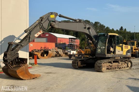2007 Volvo EC210CL gravemaskin 14 615T HK-feste