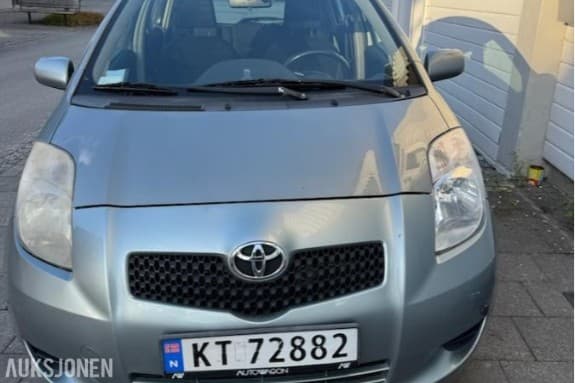 2007 Toyota Yaris 1.3 87hk AUTOMAT LAV KM 77000km s+v dekk