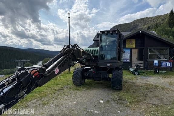 2006 Terex Schaeff Hjulgraver med tiltrotator og skjær