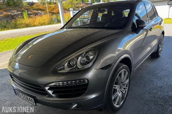 2011 Porsche Cayenne 3.0 239 hk Diesel 4x4 Automat Luftfjæring Webasto BOSE