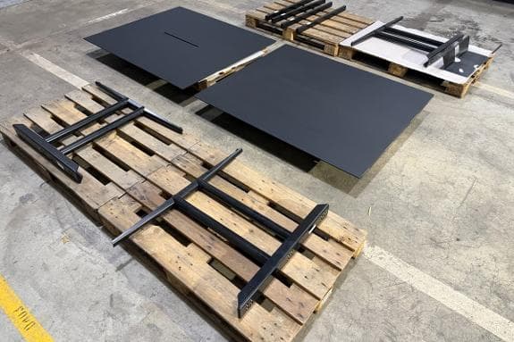 2 stk. JAZZ Executive møtebord 1400 x 1200 mm