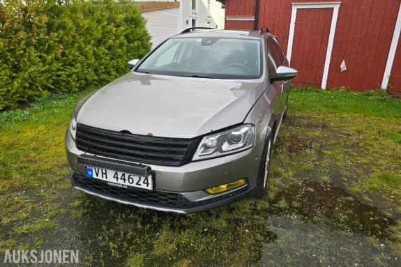 2013 Volkswagen Passat 2.0 170hk  4MOTION AUTOMAT HENGERFESTE S+V DEKK EU OK 02.2028  