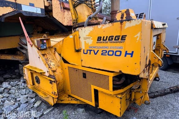 1996 Øveraasen UTV200 - to trinns snøfres