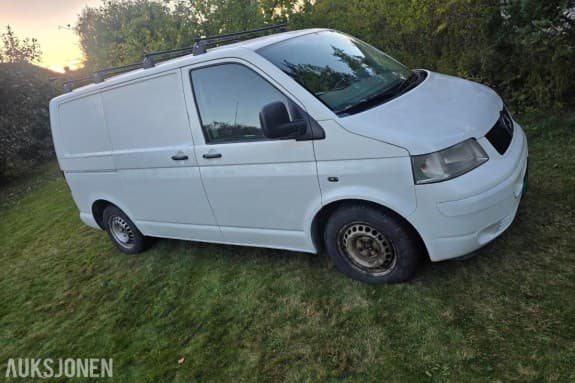 2005 Volkswagen Transporter 2.5 131hk s+v dekk eu ok 07.2027 