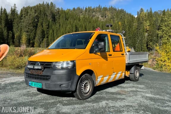 2015 Volkswagen TRANSPORTER DOKA 140 HK 4MOTION KRAN HENGERFESTE VARMER CRUISE 