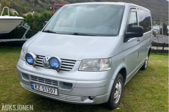 2004 Volkswagen Transporter 1.9 Diesel, 8 seter, Reparasjonsobjekt