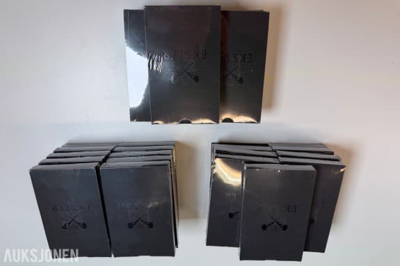 Stort parti med ca 20 stk Ekster Aluminum kortholdere