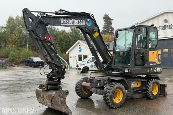 2016 Volvo EW60E hjulgraver med pusseskuffe - Skjær - Tiltrotator