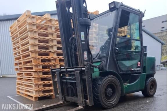 2001 Mitsubishi Fd35k, 7000 timer – 3,5 tonn løftekapasitet – Nylig sertifisert