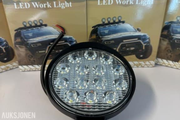 50 stykk Helt Nye 42w Led Arbeidslys! Robust og værbestandig! 42R
