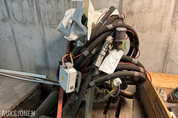 2019 Clemco Blåseklokke 12bar 50Liter med blåseslanger og elektronisk styrings boks