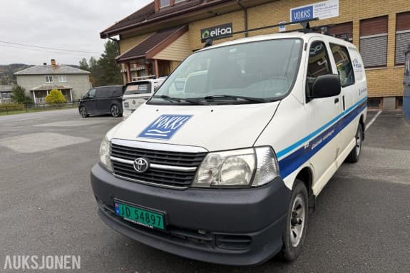 2010 Toyota HiAce, 2.5-117 D 4WD, 239430km m/innredning i varerom