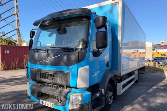 2015 Volvo FL skapbil – 12 tonn – Zepro bakløfter – EU til 31.01.2027