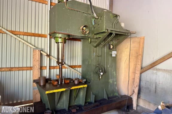  Bauer H2C5 hydraulisk industripresse 