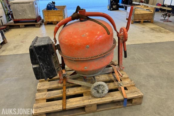 2021 ALTRAD LIV MLZ 130 NG elektrisk betong-/mørtelblander. - 130 liter
