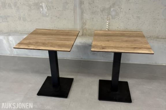 2 stk. restaurantbord / kafébord – 59 × 59 cm – nesten ubrukt