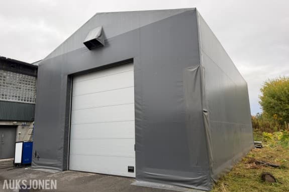 O.B. Wiik Lagerhall 8x12 meter med, ventilasjon, lys og Crawford elektrisk port på 3x3,95 meter