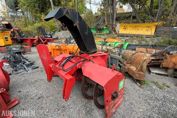 1999 Dalen Totrinns vendbar snøfres - hydraulisk dreibar utkastertut - hydraulisk klaff på utkastertuten - justerbare glidesko - 220 cm arbeidsbredde