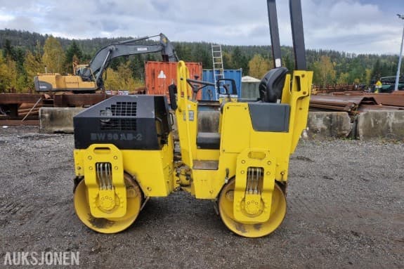 2003 BOMAG BW 90 AD-2 tandemvalse - 1052 timer - driftsvekt 1520 kg - motoreffekt 11,9 kW - CE-merket