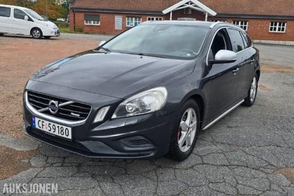 2011 Volvo V60 R-DESIGN 2.0 D3 163HK AUTOMAT NYE BREMSER LAV KM
