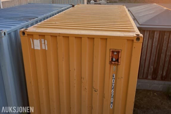 2001 El-container - elektroskap merket 230 V - utvendig CEE-inntak - maks bruttovekt 30 480 kg - isolerte vegger ⁠