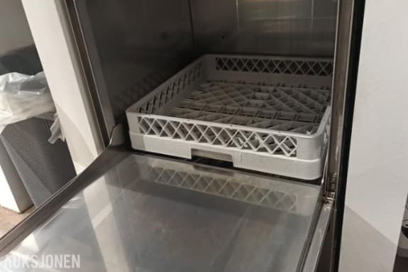 2 stk Krupps Advance C537 – profesjonelle oppvaskmaskiner