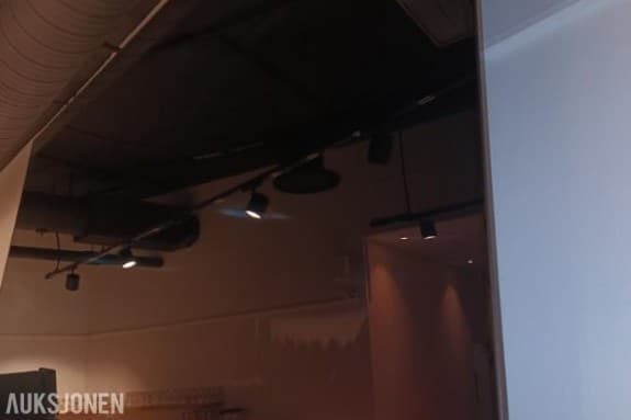 LG LG 83" C3 OLED + veggfeste