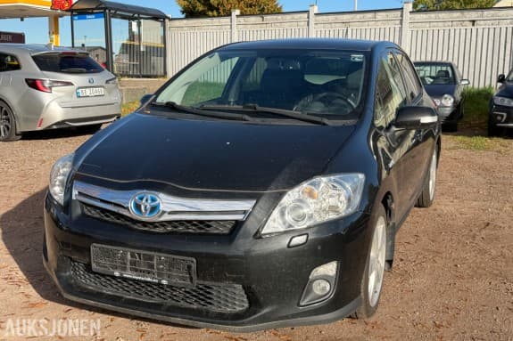 2011 Toyota Auris Hybrid - EU-Godkjent - 1,8 bensin 73 kW - automatgir - 119 125 km - S/V dekk