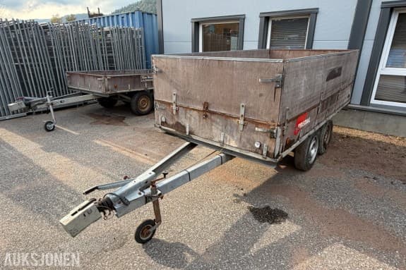 2001 Tredal T 15 BBL tandemtilhenger - 1 500 kg totalvekt - Bremset - Høye sider - Aluminiumsgulv