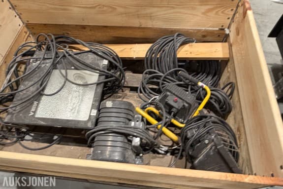 Lyskastere for byggeplass - Malmberg MIRA 63 400 W - Halogen arbeidslampe 500 W på stativ - Zhongfa halogenlyskaster 1000 W