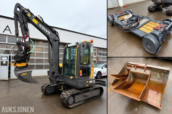 2015 Volvo ECR58D / Railplattform / Bæreskuffe + skuffer / Rototilt 