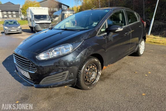 2013 mod. Ford Fiesta. 80 HK. 1 eier. Eu Godkjent til 31.05.2027 Km 133247 