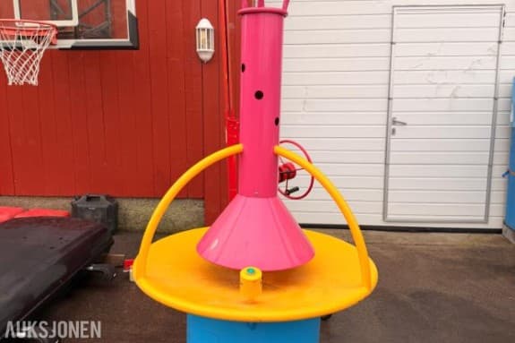 Ballblåsemaskin til lekeland / lekeområde selges     