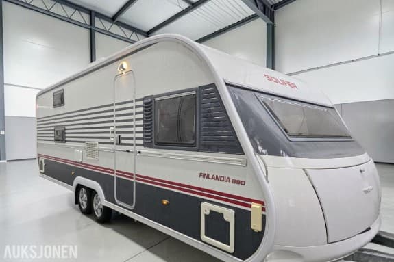 2011 Solifer 690 med køyer, dusj og solcelle - Campingvogn
