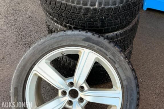 AUDI E-TRON DEKK 255/50R20 109Q