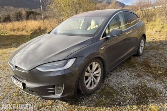 2017 Tesla Model X 75D AWD 5-seter – 118 800 km – Krok – Vinterpakke – Autopilot – Sommer- og vinterhjul