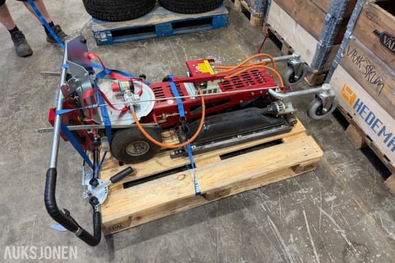 2013 InfraWeeder Master 510R ugressbrenner - infrarød gassbrenner for propan - 22,5 kW - tre brennere - lufthjul og svingbart styrehjul