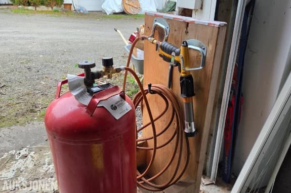 Gassutstyr  og krympeplast