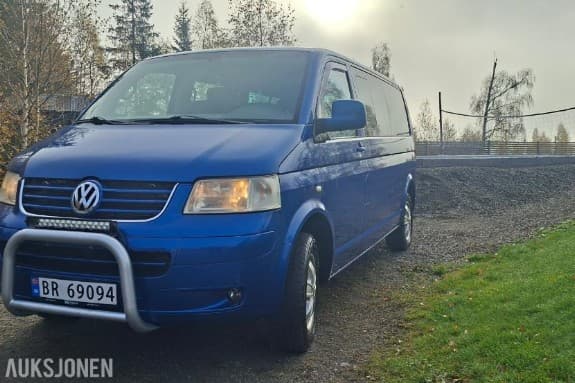 2009 Volkswagen Transporter 1.9 Diesel 102hk Lang utgave Reparasjonsobjekt