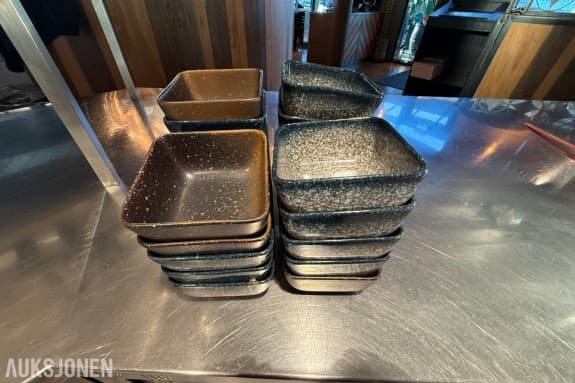 22 stk. Con Gusto serveringsskåler – 12 x 12 cm – assorterte farger