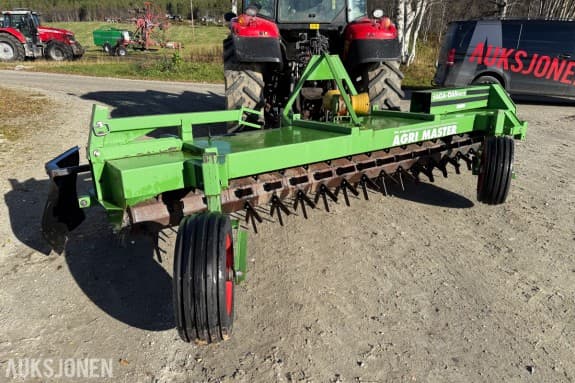 2014 Saga-Dan SR4015 Agri Master steinrive / steinfres - 4 meter arbeidsbredde - trepunktsoppheng to svingbare 