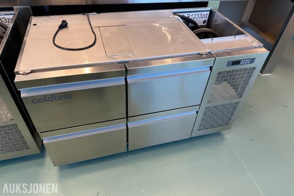 2025 Coldline TS13/4ME-710 kjølebenk | 4 skuffer | Rustfritt stål