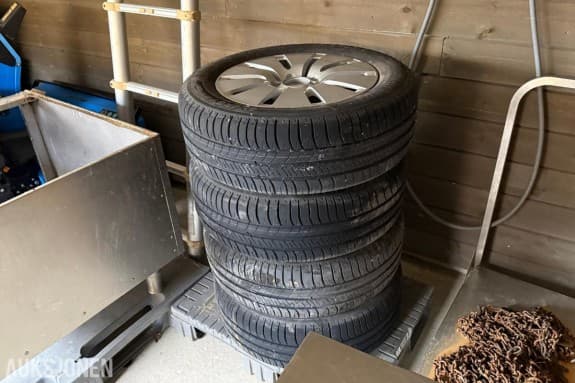 Mercedes Hjulsett - sommerdekk 205/60 R 16
