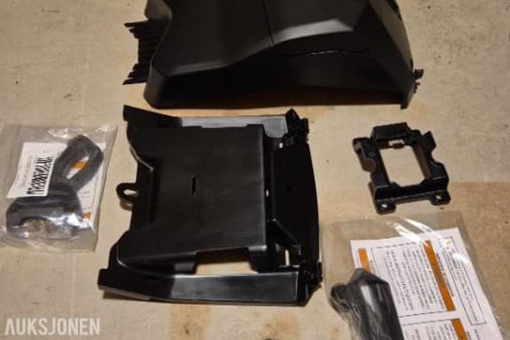 TOLLAUKSJON - BRP DEEP SNOW SEAT BOX  