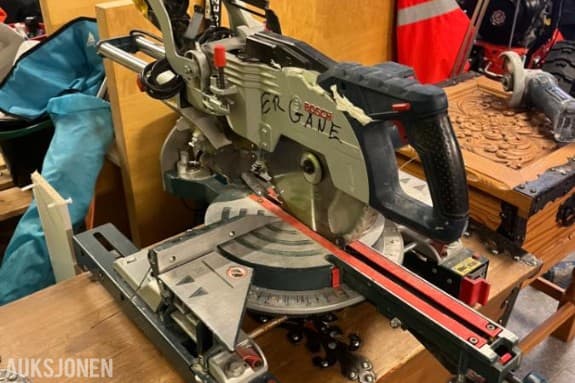Bosch  GCM 8 SJL kapp- og gjerdesag