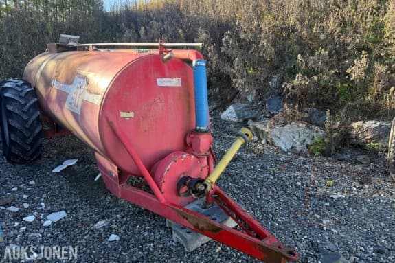 1900 Rekord 6000 6000 liter gjødselspreder