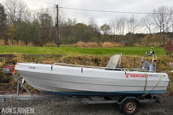 2010 Båt - Pioner Multi II med 70 hk Tohatsu og registrert henger 