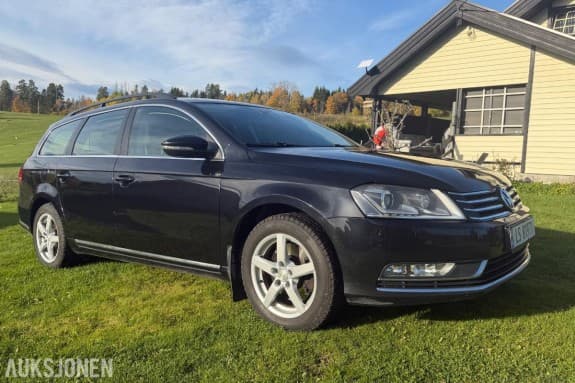 2014 VOLKSWAGEN PASSAT 1.6 TDI 105HK DSG AUTOMAT EU-OK 08.27