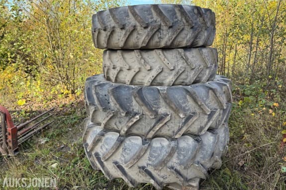4 Komplette hjul-Passer til John deere 6410